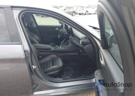 2017 Alfa Romeo Giulia Ti Awd from USA, damaged, VIN ZARFAEEN6H7542267